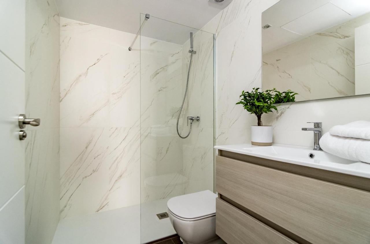 Djc - Modern 2 Bedroom Close To * Casares