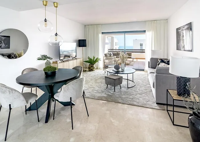 Djc - Modern 2 Bedroom Apartment Close To Beach