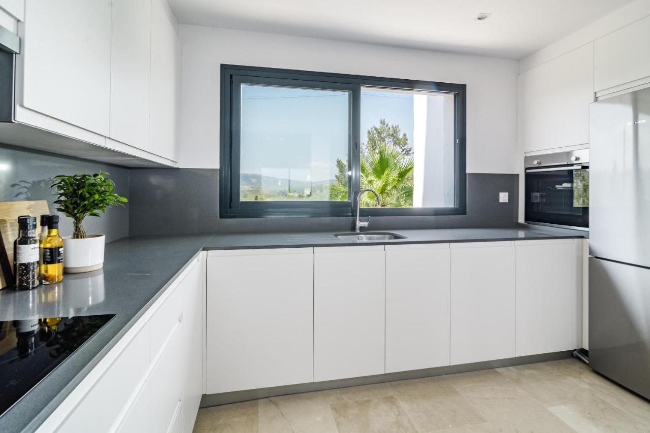 Djc - Modern 2 Bedroom Close To Apartment Casares